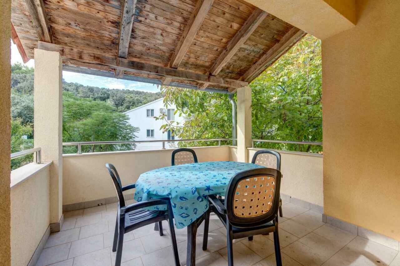 Apartments Savar - Ilo Brbinj Eksteriør bilde